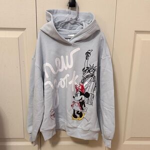 NWT Disney light blue Minnie Mouse New York Hoodie size medium (8-10)